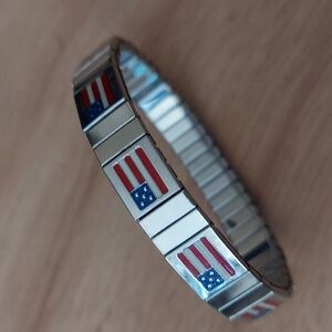 Vintage Stainless Steel Silver American Flag  Stretch Bracelet
